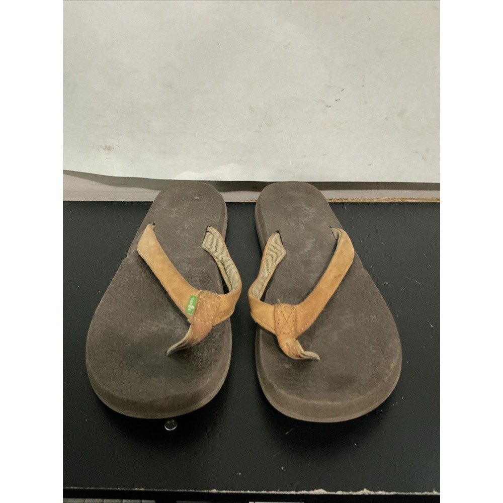 Brown Sanuk Women’s Yoga Mat Thong Flip Flops Size 8